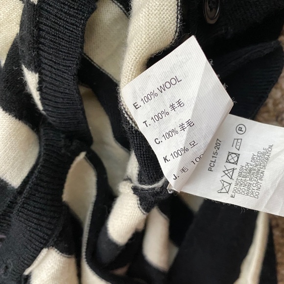 Levi's Lady Style x YOCO MORIMOTO Design Office Y.M.D.O 100% Wool cardigan. XS - Picture 7 of 10